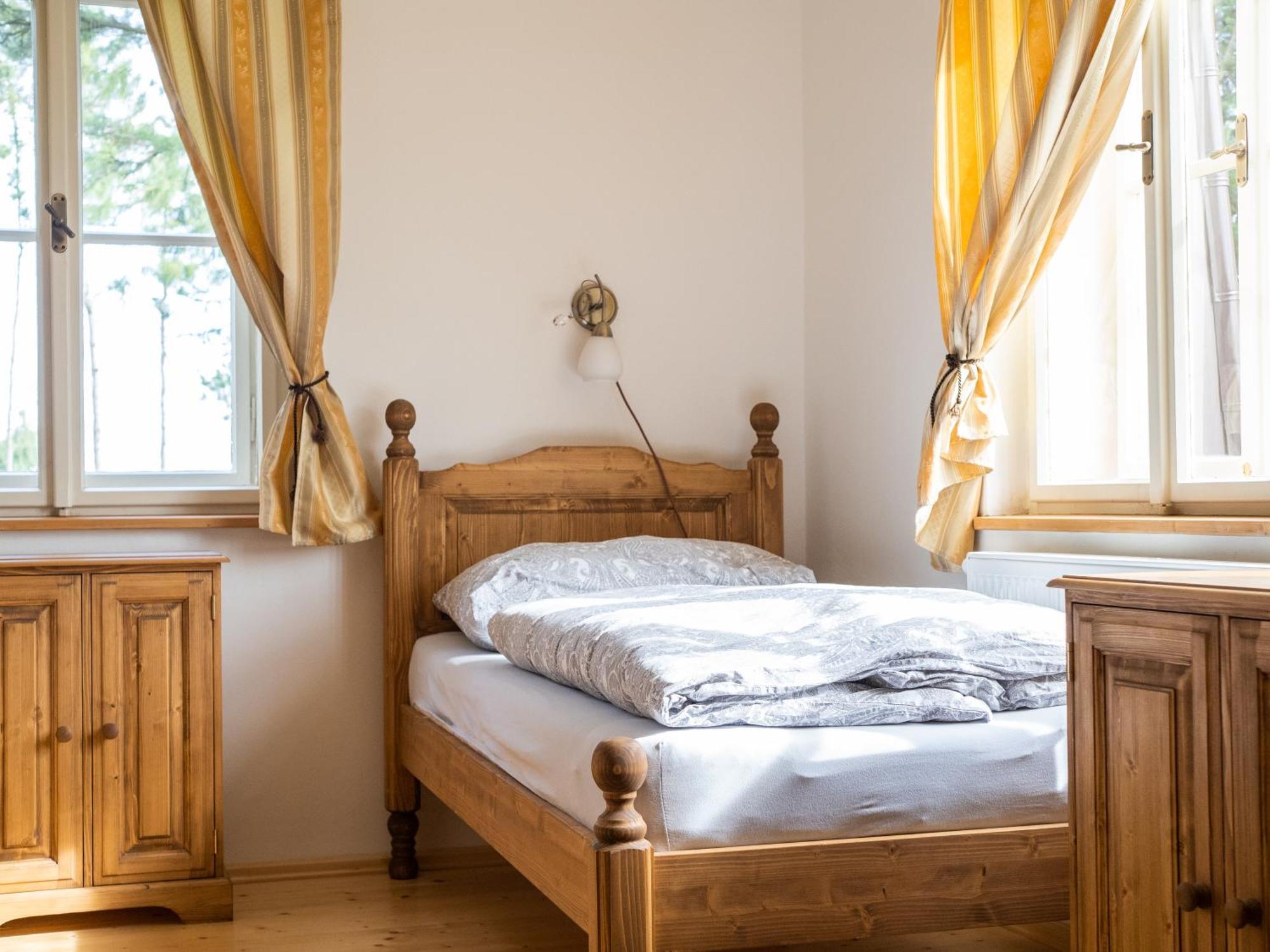 Zamecek Waldsteinovo Zatisi Hotel Svatoslav Luaran gambar