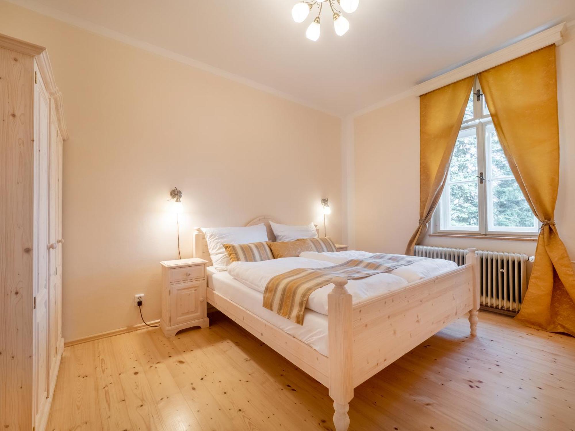 Zamecek Waldsteinovo Zatisi Hotel Svatoslav Luaran gambar